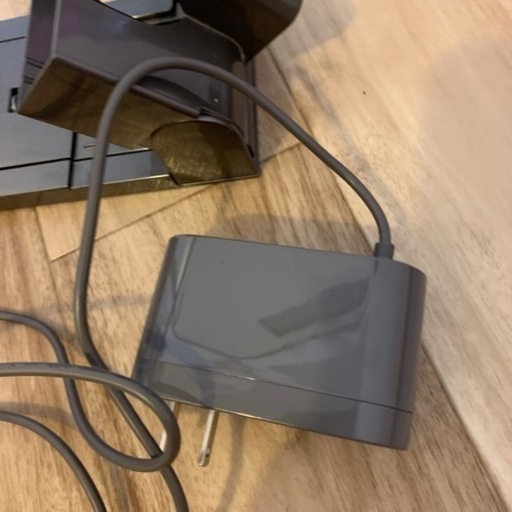超かわいいピンクのDysonV6コードレスクリーナー