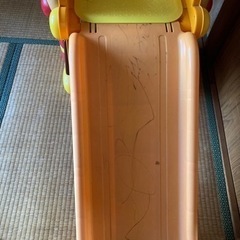 アンパン滑り台の画像