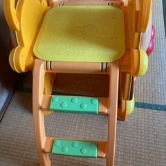 アンパン滑り台の画像