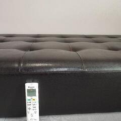 レザーソファーベッド ダークブラウン 脚付の画像