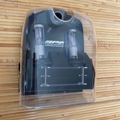 車のライト　電球の画像