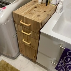 手作り洗面所横隙間収納キャビネット