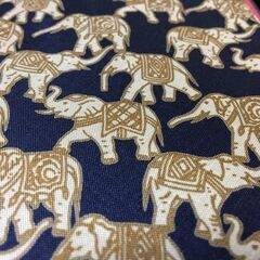 お値下げで百円【未使用品】象柄だゾウ 100％THAI SILK...