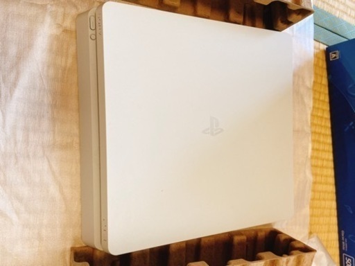 SONY PS4 本体 CUH-2200A グレイシャー・ホワイト
