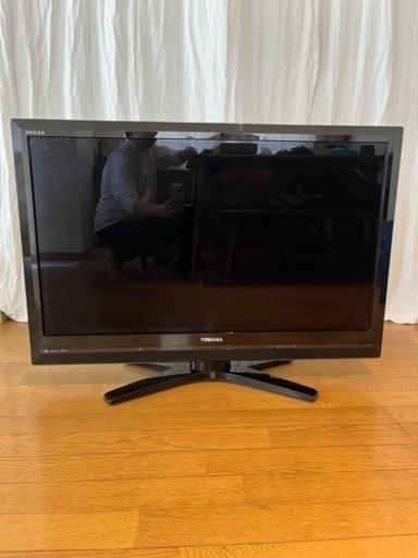 REGZA 37型　テレビ　TOSHIBA