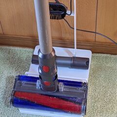 ダイソンv8 absolute スタンド 新品バッテリー付き