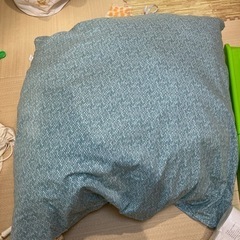 【無料】大きな中綿クッション