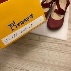Pioneroの赤いパンプス（25cm）の画像