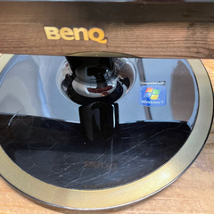 BenQ モニターの画像