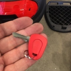 バイク　トップケースの画像