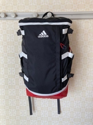 adidas リュック　早いもの勝ち　※他のサイトで売れました