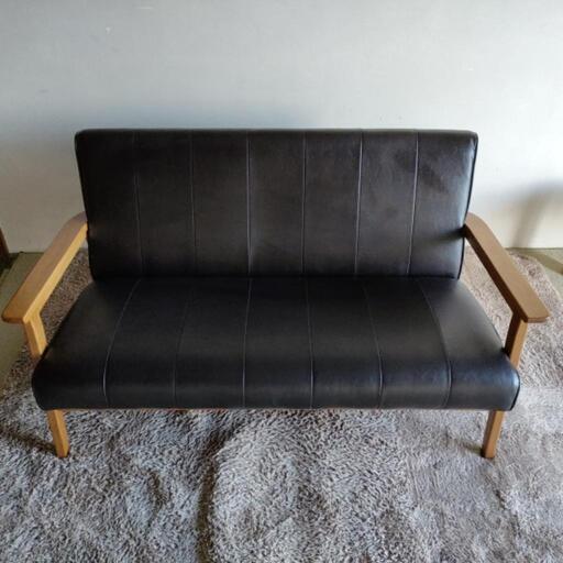 【決まりました】【美品】革張り木製ソファ