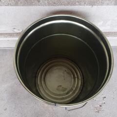 ペール缶　蓋なしの画像