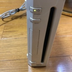 wii本体+ソフト他セットの画像