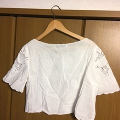 ZARA  花柄　レース風 ブラウス トップスの画像