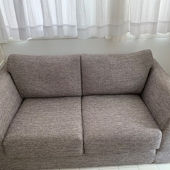ソファの画像