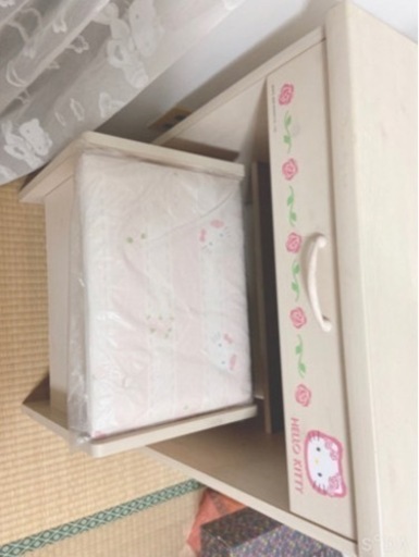 ハローキティ  ドレッサー
