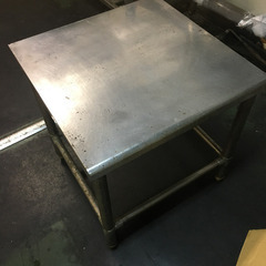 ステンレス製　調理台　作業台の画像