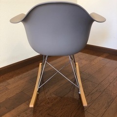 ハーマンミラー　ロッキングチェアの画像