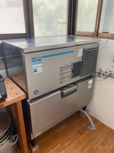 ホシザキ・製氷器　製造2018年