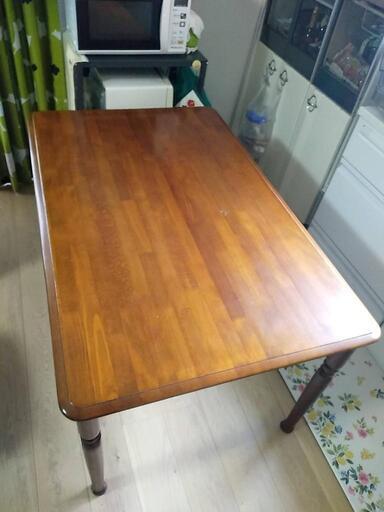 値下　カシワギ家具　ダイニングテーブルのみ