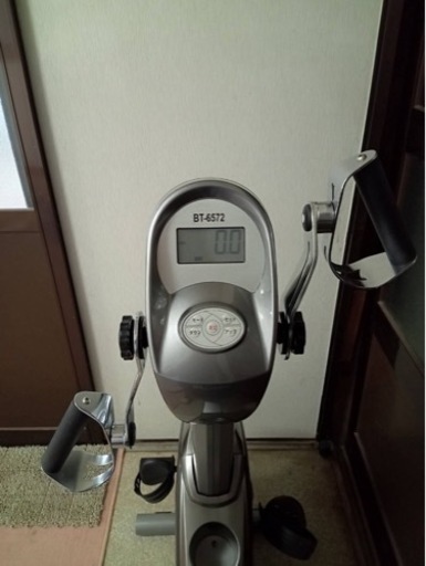 サイクリングマシーン