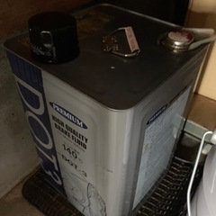 使用済エンジンオイル　廃油