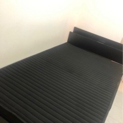 お取引先決定　セミダブルベッド 【二段収納付き】