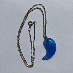 勾玉ネックレスの画像