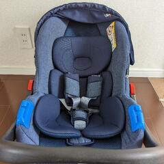 チャイルドシート(新生児から1歳ごろまで)