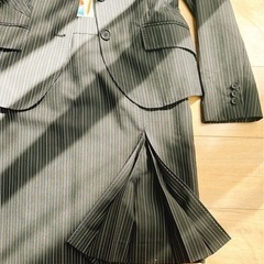 <10/2まで>ポールスミス レディーススーツ 38号の画像