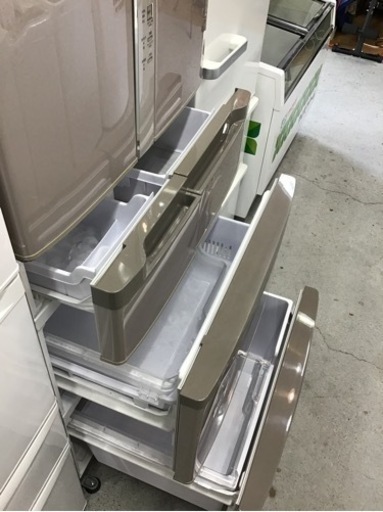 ●販売終了●６ドア冷蔵庫　HITACHI  2010年製　565Ｌ　真空チルド　中古品
