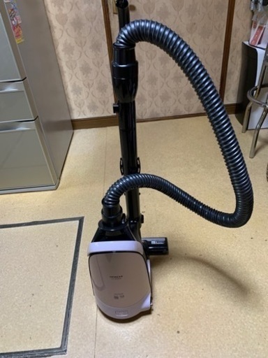 HITACHI、18年製掃除機