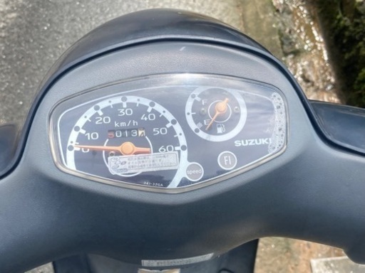 小柄なスクーター　スズキレッツ4