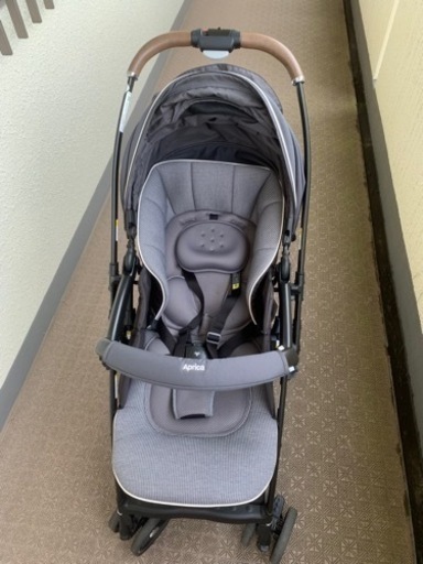 【値下げ】2021年製　ApricaラクーナクッションエアーAD