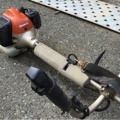 共立　肩掛け式  刈払機　草刈機の画像