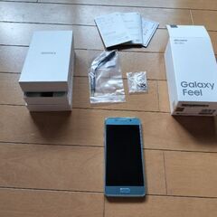 美品 GALAXY FEEL ブルーdocomo版SIMロック解除済 欠品なしの画像