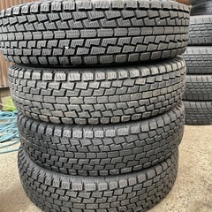 １７５／８０Ｒ１５‼️冬タイヤスタッドレス‼️４本セット‼️早期...
