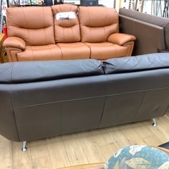 Leatherworld（レザーワールド）の3人掛けソファーのご紹介です！！