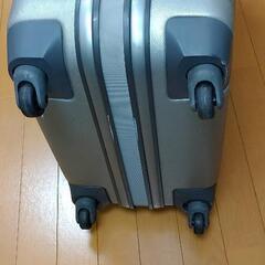 キャリーバッグの画像