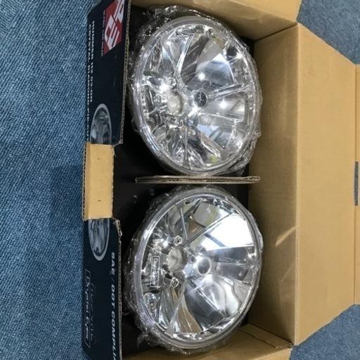 ハマーH2  クリスタルヘッドライト　未使用