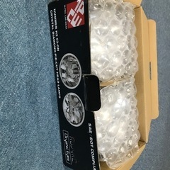 ハマーH2  クリスタルヘッドライト　未使用の画像