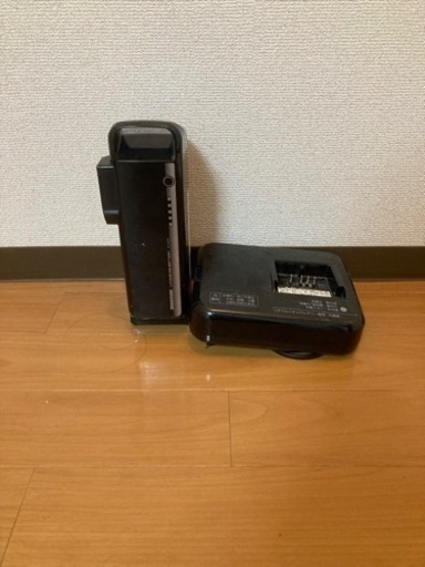 ブリヂストン 電動自転車 バッテリー スタンド式充電器付き