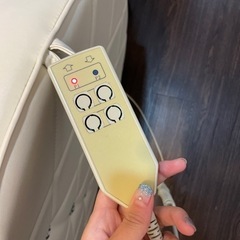 引き取り無料☆2台あり　電動リクライニングソファー（ネイル・エステ・マツエク）の画像