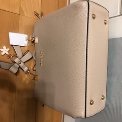リボンモチーフトートバッグ　ハンドバッグ ショルダーバッグ　の画像