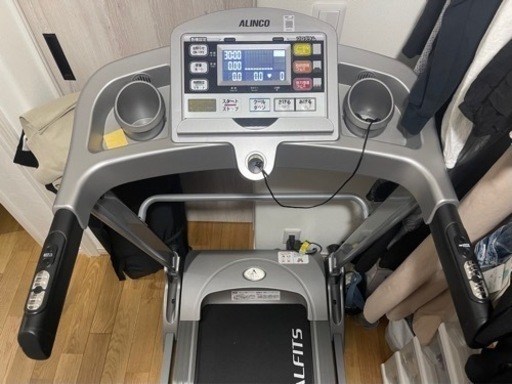 引き取り限定！！　アルインコ ランニングマシン