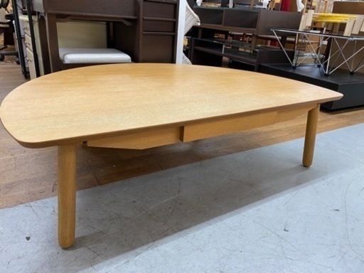 R005 おしゃれな半円ローテーブル、コーヒーテーブル、幅135cm 美品