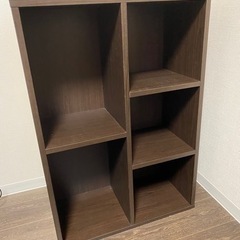 本棚　濃い茶色