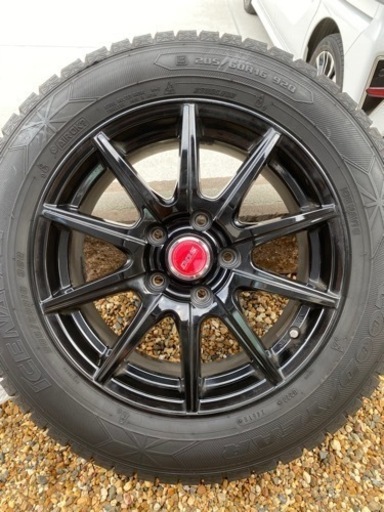 【美品】グッドイヤー　スタッドレスタイヤ＆ホイール４本セット（16㌅）