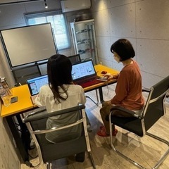 フリースペース！(駐車場付き)時間貸しワークスショップや教室に − 三重県